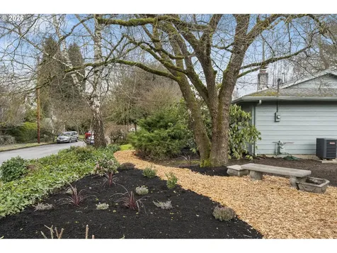 1820 N Prescott Street Portland OR 97217