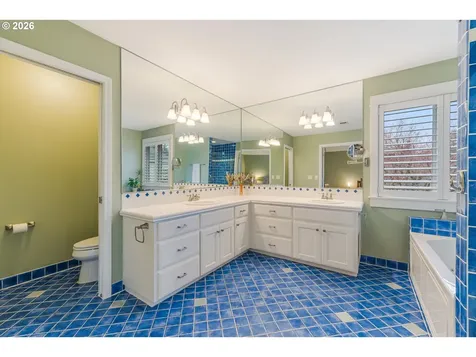 1905 Arena Court West Linn OR 97068