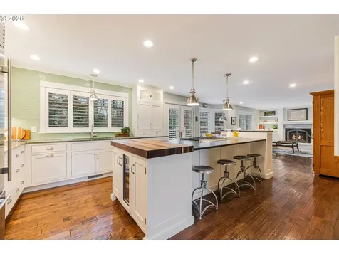 1905 Arena Court West Linn OR 97068