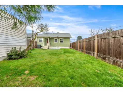 3840 NE 74th Avenue Portland OR 97213