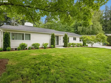11865 SW Belvidere Place Portland OR 97225