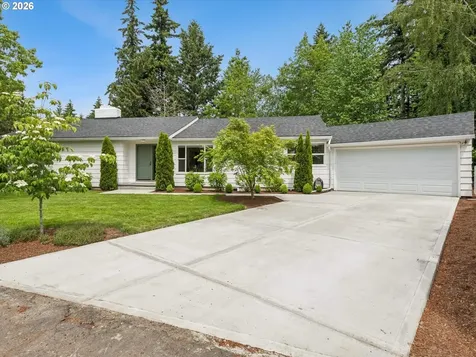 11865 SW Belvidere Place Portland OR 97225