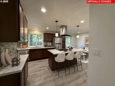 18411 Longfellow Avenue Lake Oswego OR 97035