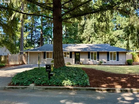 18411 Longfellow Avenue Lake Oswego OR 97035
