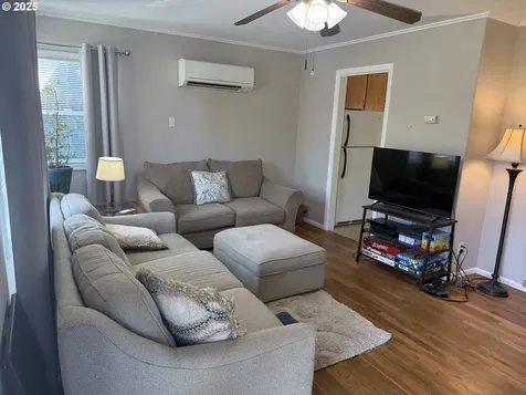 1606 W 10th Street The Dalles OR 97058