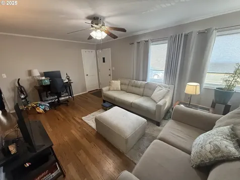 1606 W 10th Street The Dalles OR 97058
