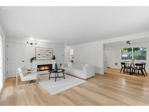 2945 SW Miles Street Portland OR 97219