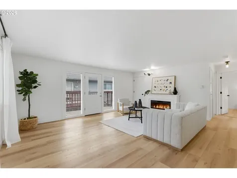 2945 SW Miles Street Portland OR 97219