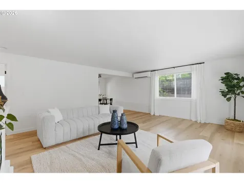 2945 SW Miles Street Portland OR 97219