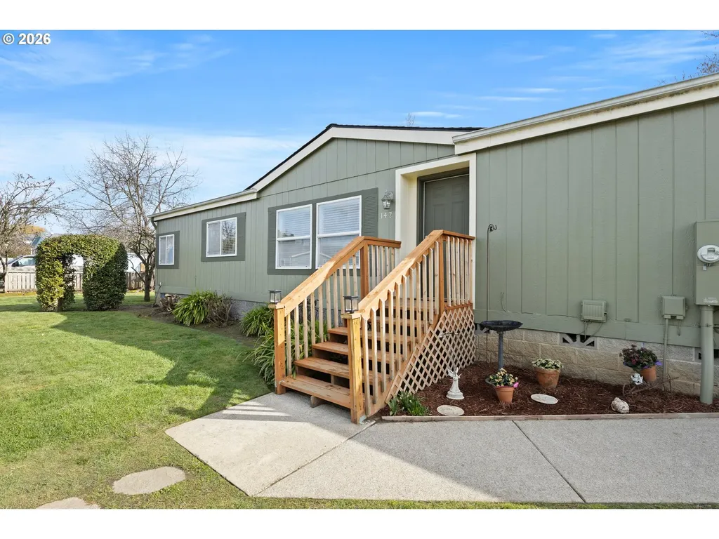 147 Dark Horse Street Roseburg OR 97471