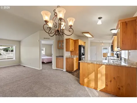 147 Dark Horse Street Roseburg OR 97471