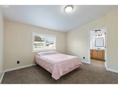 147 Dark Horse Street Roseburg OR 97471