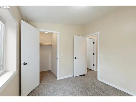 147 Dark Horse Street Roseburg OR 97471