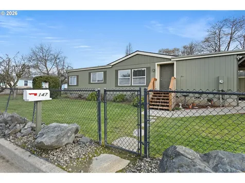 147 Dark Horse Street Roseburg OR 97471