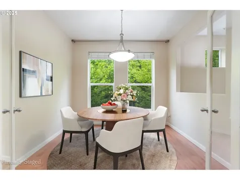10275 NW Wilshire Lane Portland OR 97229