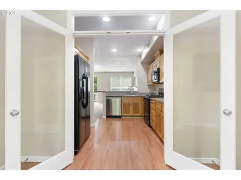 10275 NW Wilshire Lane Portland OR 97229