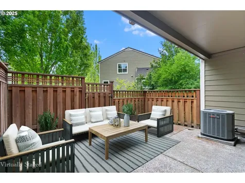 10275 NW Wilshire Lane Portland OR 97229