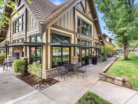 10275 NW Wilshire Lane Portland OR 97229