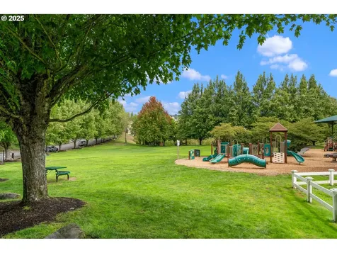 10275 NW Wilshire Lane Portland OR 97229