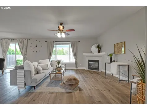 3628 Fenway Street Forest Grove OR 97116
