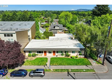 1659 SE Rex Street Portland OR 97202
