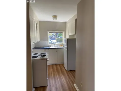 1659 SE Rex Street Portland OR 97202