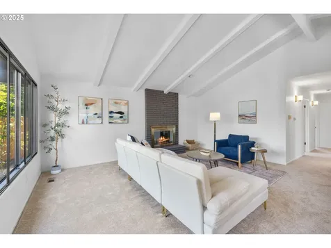 14315 NE Alton Court Portland OR 97230