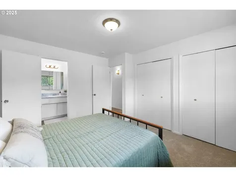 14315 NE Alton Court Portland OR 97230