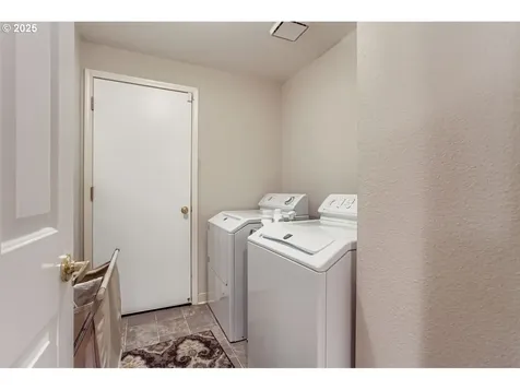 1804 SE 161st Place Vancouver WA 98683