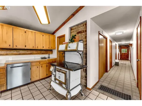 39904 NE Rotschy Road Yacolt WA 98675