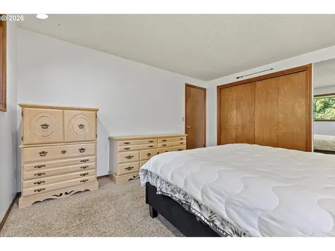3825 NE 2nd Street Gresham OR 97030