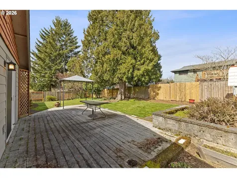 3825 NE 2nd Street Gresham OR 97030