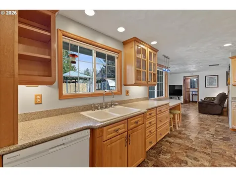 3825 NE 2nd Street Gresham OR 97030