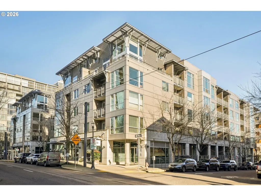 1125 NW 9th Avenue Portland OR 97209