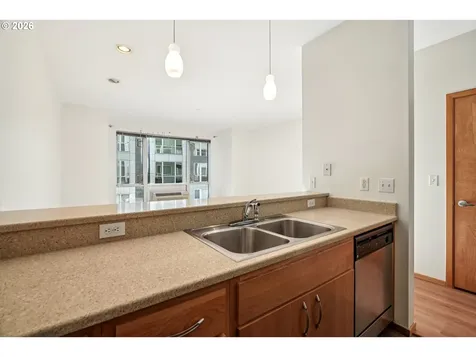 1125 NW 9th Avenue Portland OR 97209