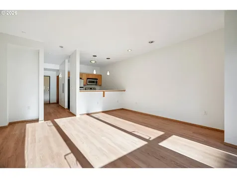 1125 NW 9th Avenue Portland OR 97209