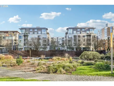 1125 NW 9th Avenue Portland OR 97209