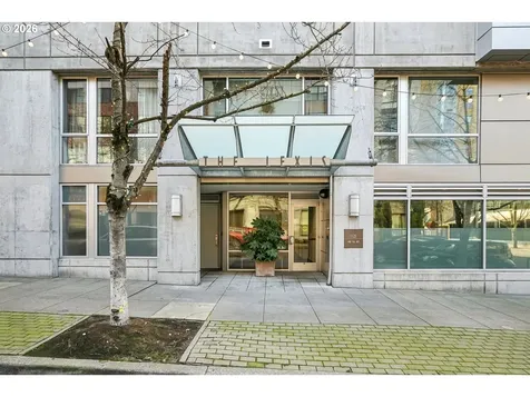 1125 NW 9th Avenue Portland OR 97209