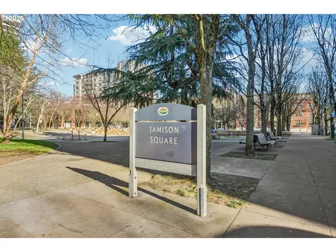 1125 NW 9th Avenue Portland OR 97209
