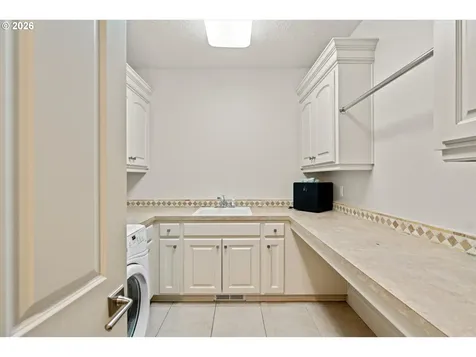 12731 NW Majestic Sequoia Way Portland OR 97229