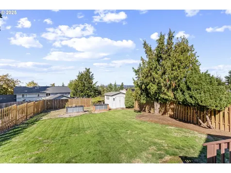 307 Caufield Street Oregon City OR 97045