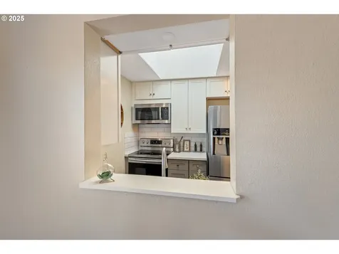 307 Caufield Street Oregon City OR 97045