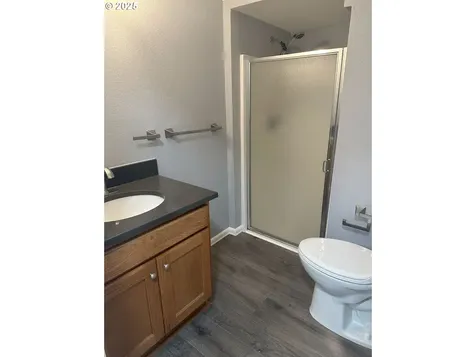 176 NE 43rd Avenue Hillsboro OR 97124