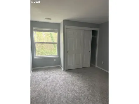 176 NE 43rd Avenue Hillsboro OR 97124
