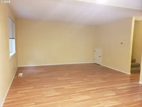 176 NE 43rd Avenue Hillsboro OR 97124
