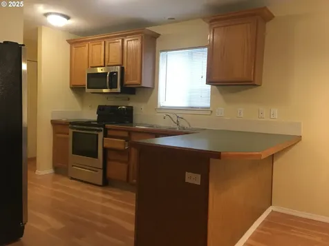 176 NE 43rd Avenue Hillsboro OR 97124