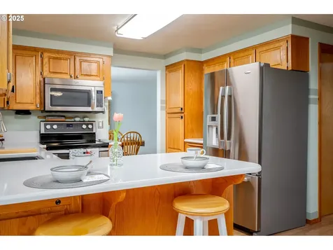 11725 SW 129th Place Portland OR 97223