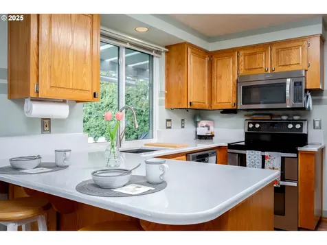 11725 SW 129th Place Portland OR 97223