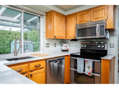 11725 SW 129th Place Portland OR 97223