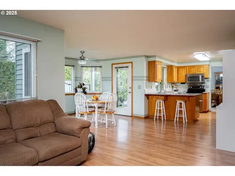11725 SW 129th Place Portland OR 97223